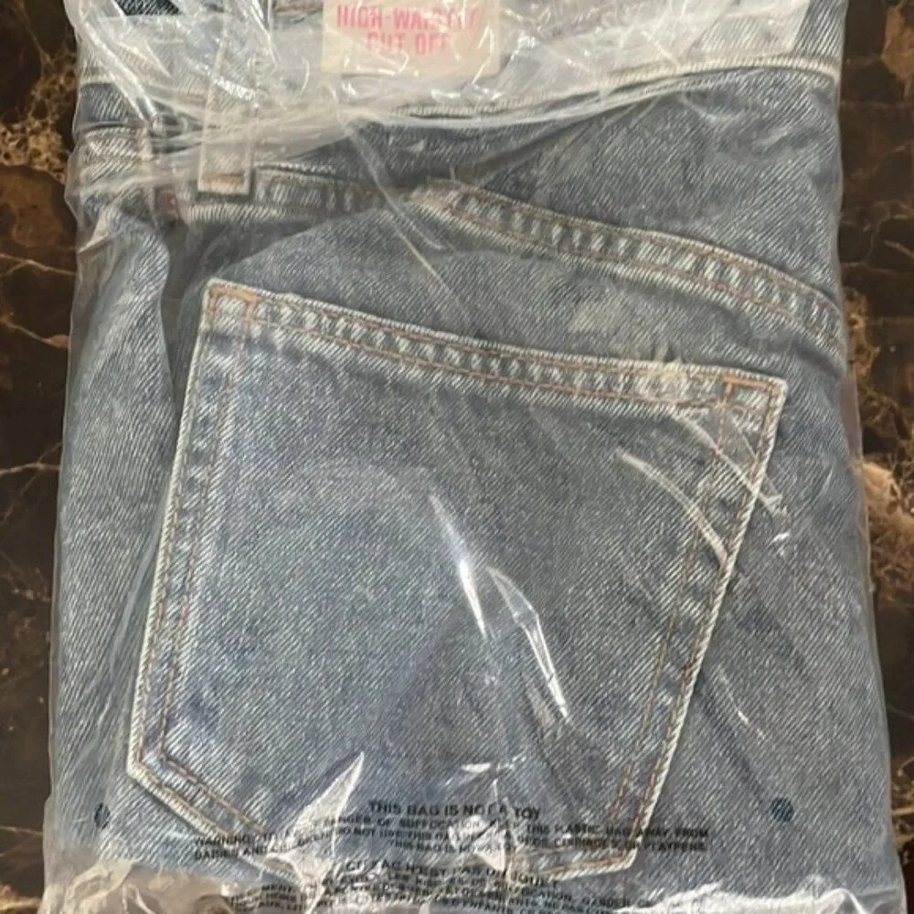 Victoria secret HIGH WAIST DENIM SHORT sz 29